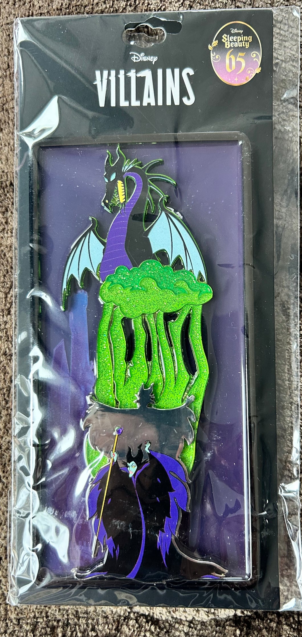 Maleficent Dragon LE 300 pin 5 inches Tall